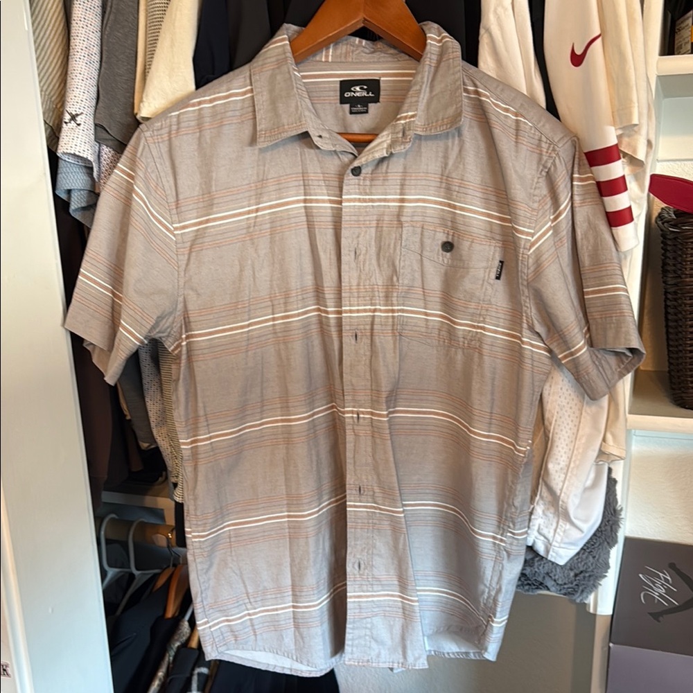 Quiksilver Gray Casual Button Down Shirt